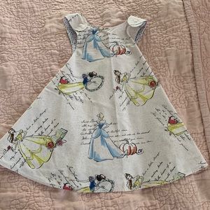 Size 3-4 toddler girls vintage Disney princess